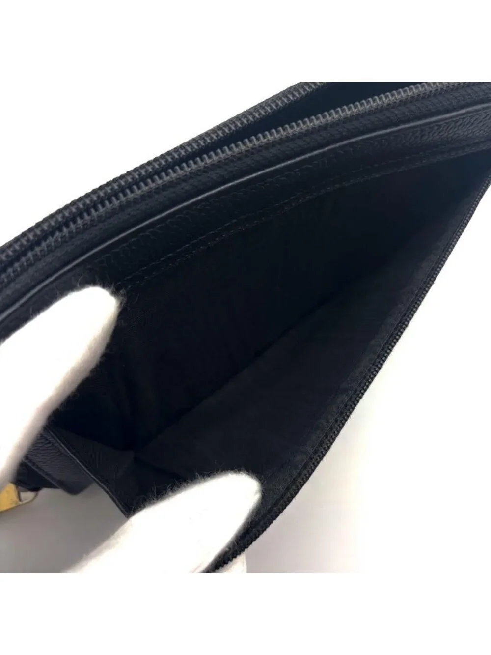 Chanel Wallet Coco Stitch Caviar Round